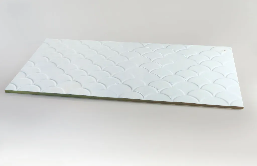 Side of fish scale gloss.webp