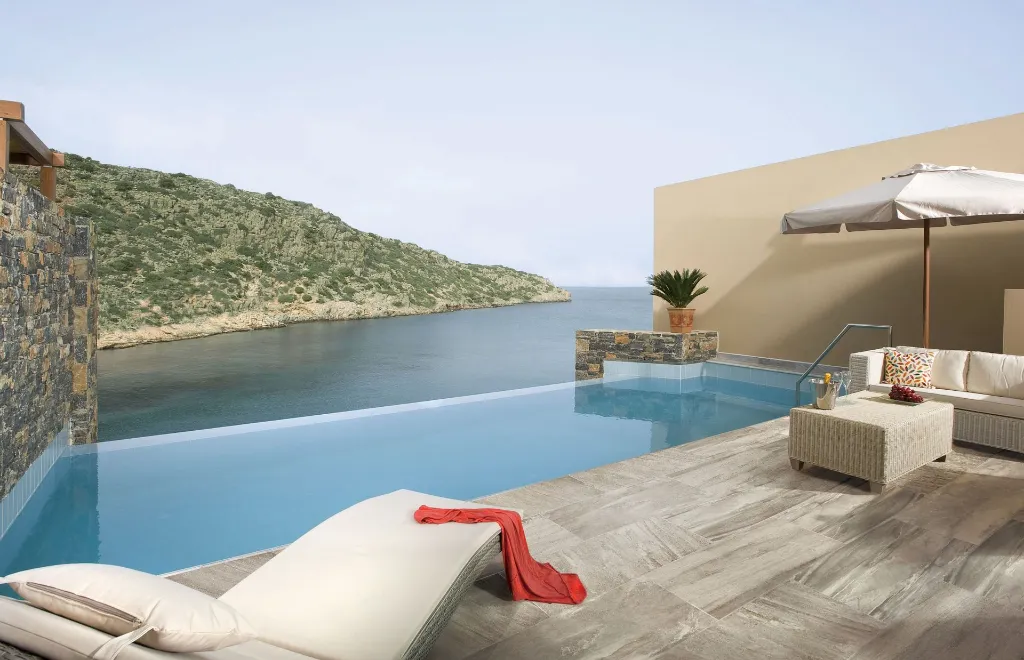 Essence Stone (4).webp