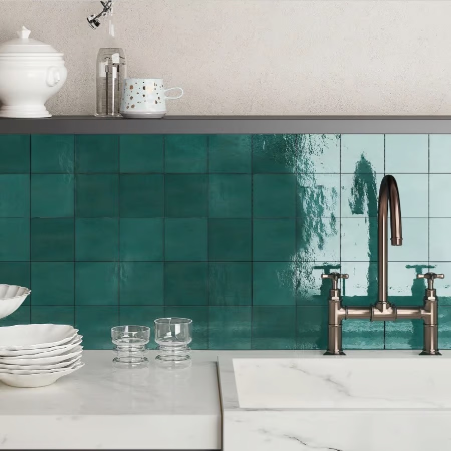 5.8X24.2 CASABLANCA TURQUOISE GLOSS (BR5805)