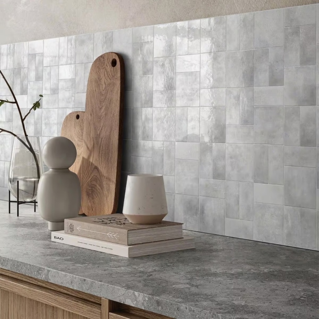 12.5x12.5 KREMA BLOC ANTIQUE GLOSS